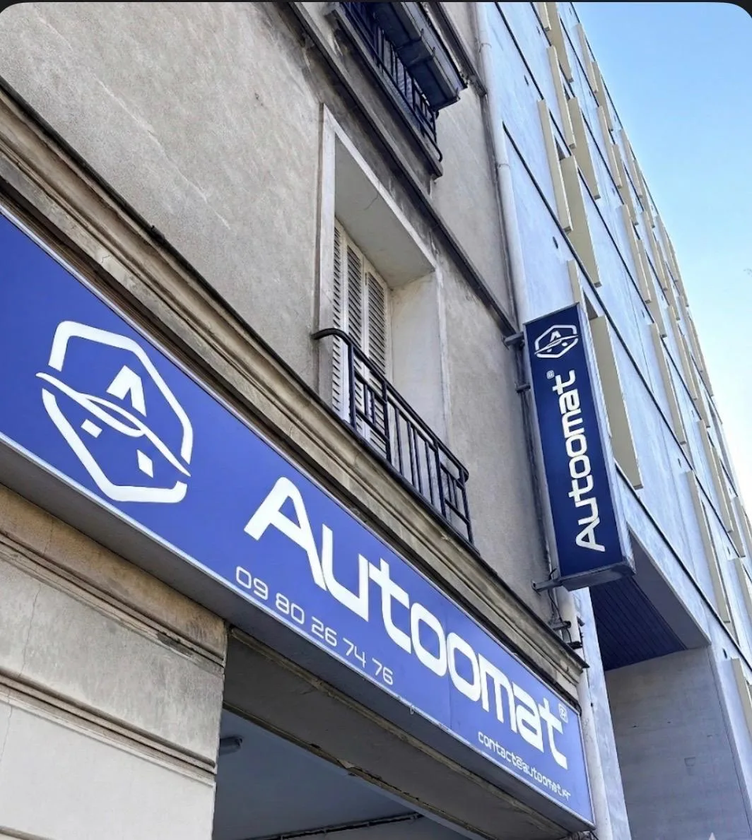 Enseigne Autoomat à Ivry-sur-Seine